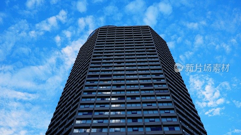 位于加拿大多伦多的Building and Sky